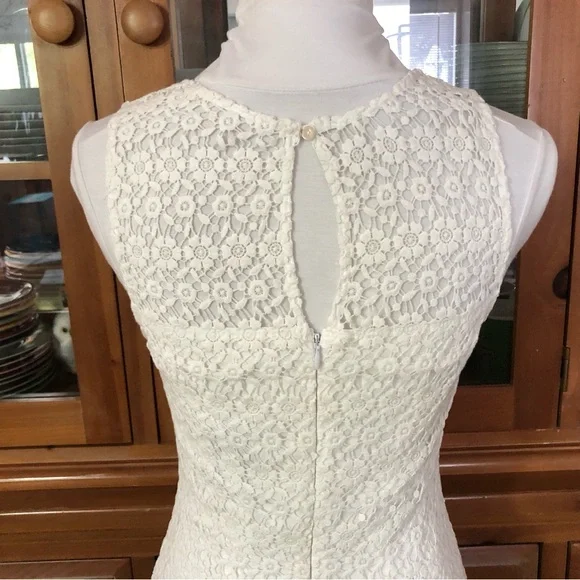 👗NWT Hollister White Sleeveless Lace Mini Dress - Picture 4 of 6